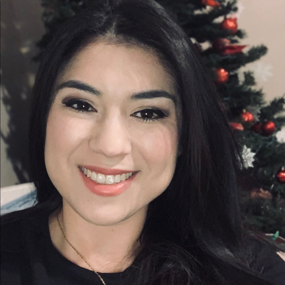 Meet your Posher, Alexandra